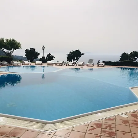 Marasusa Il Tramonto Holiday home *