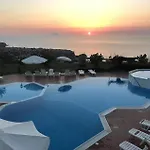 Marasusa Il Tramonto Hébergement de vacances