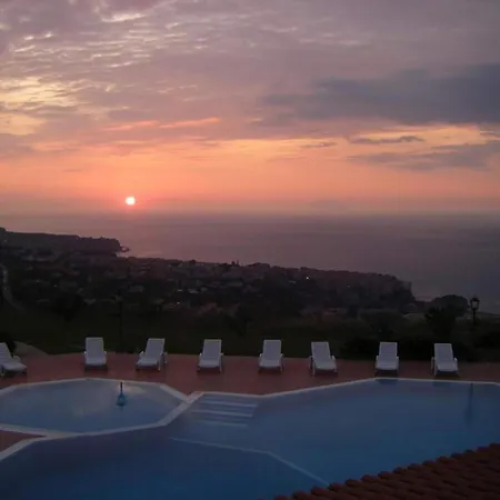 Appartement Marasusa Il Tramonto Two-bedroom House Parghelia