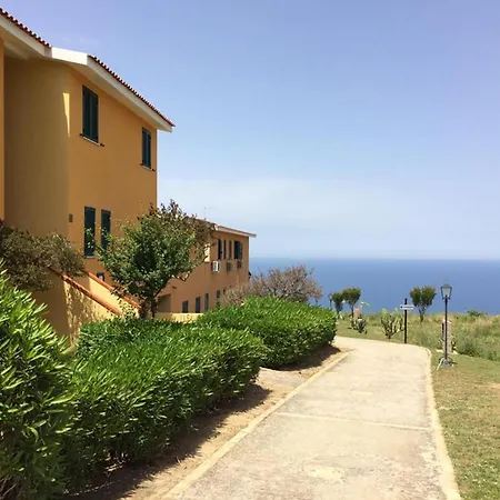 Marasusa Il Tramonto Two-bedroom House *
