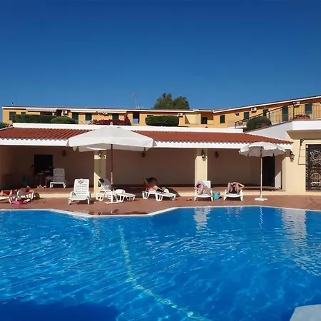 Marasusa Il Tramonto Two-bedroom House Parghelia